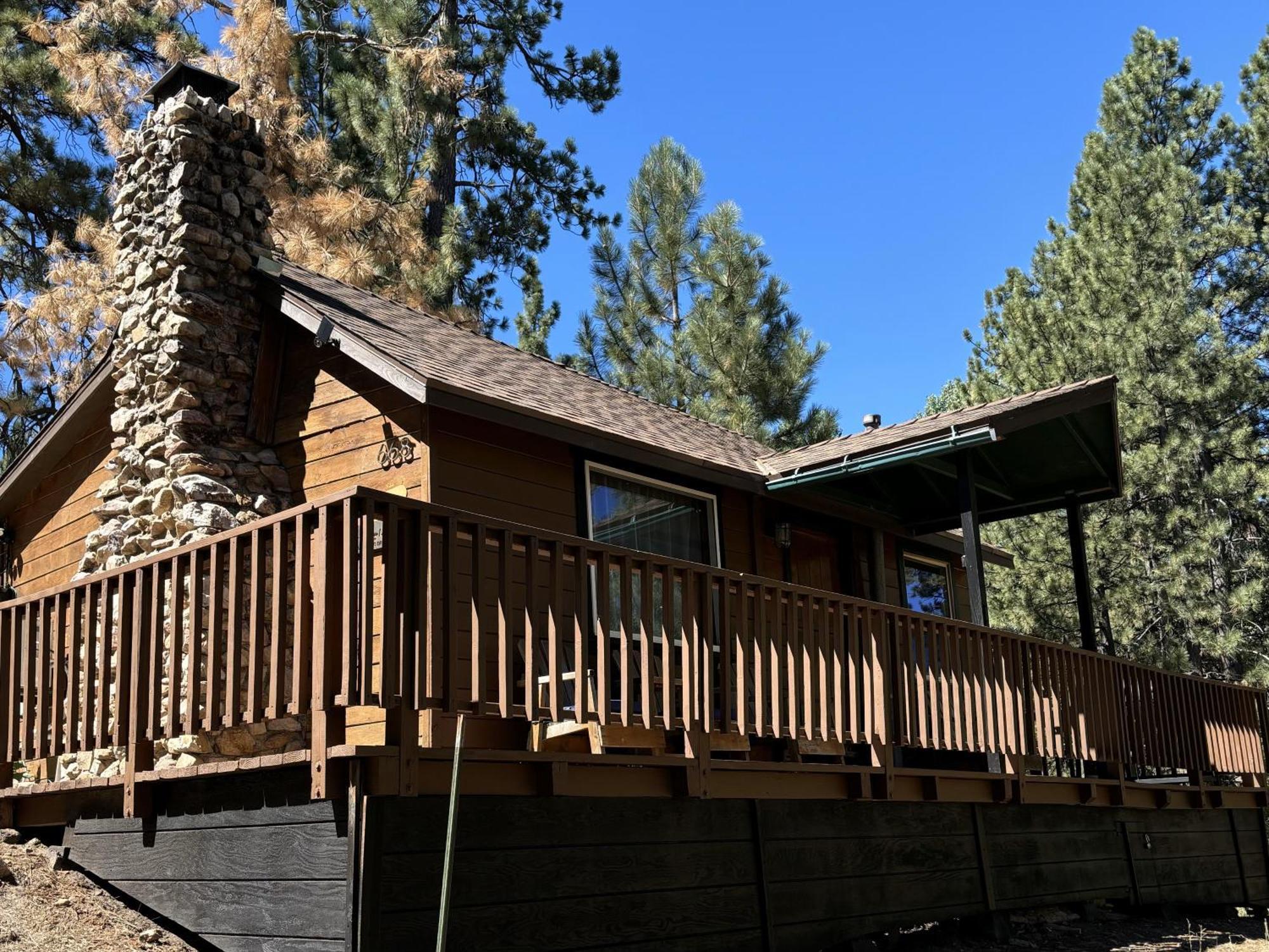 Snow Bunny Lodge - Perfect Big Bear Getaway! Deck With A New Hot Tub And Charcoal Barbecue! Біг-Бер-Лейк Екстер'єр фото