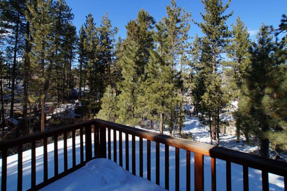 Snow Bunny Lodge - Perfect Big Bear Getaway! Deck With A New Hot Tub And Charcoal Barbecue! Біг-Бер-Лейк Екстер'єр фото